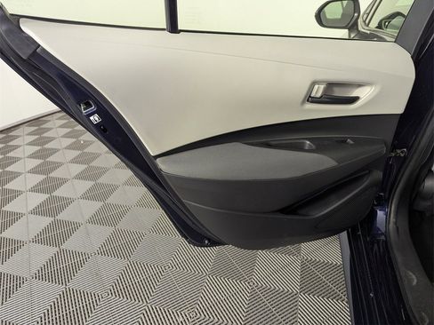 Used 2022 Toyota Corolla LE w/ Carpet Mat Package (TMS) image 28