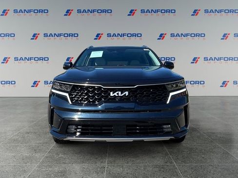 Used 2023 Kia Sorento SX Prestige w/ Panoramic Sunroof Package AWD/4WD image 8