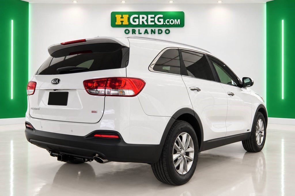 Used 2016 Kia Sorento AWD w/ LX Convenience Package image 6