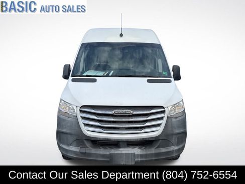 Used 2019 Freightliner Sprinter 170 image 2