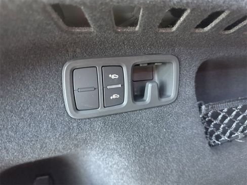 New 2025 Audi Q8 Premium Plus image 26