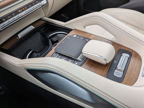 Certified 2023 Mercedes-Benz GLS 450 4MATIC image 12