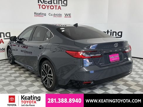 Used 2026 Toyota Camry XLE FWD image 10