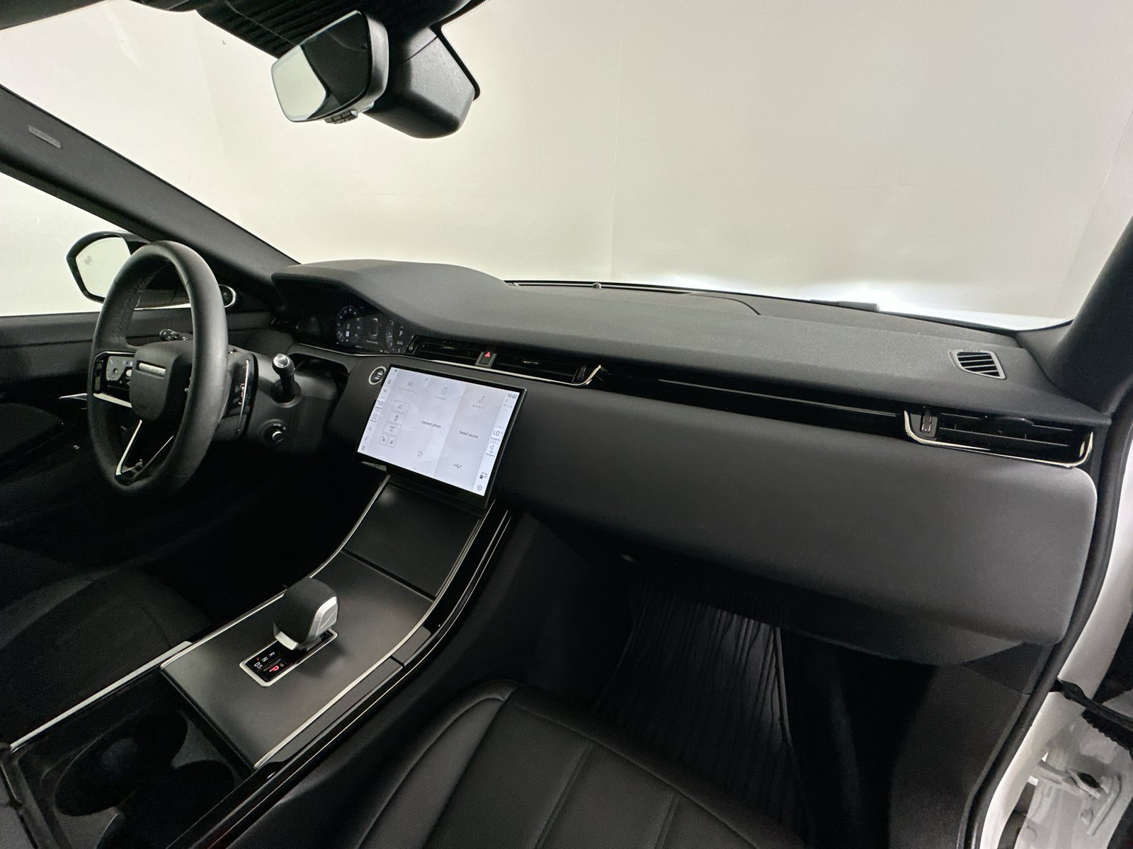 Used 2026 Land Rover Range Rover Evoque S AWD/4WD image 44