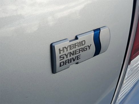 Used 2015 Toyota Prius C Four image 10