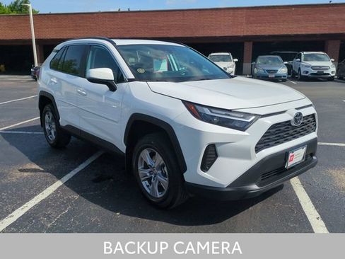 Certified 2025 Toyota RAV4 XLE w/ Convenience Package AWD/4WD image 3