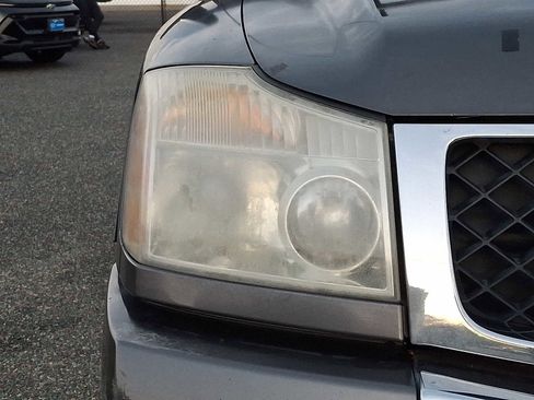 Used 2004 Nissan Titan SE w/ (Bed) Utility Bed Pkg image 9