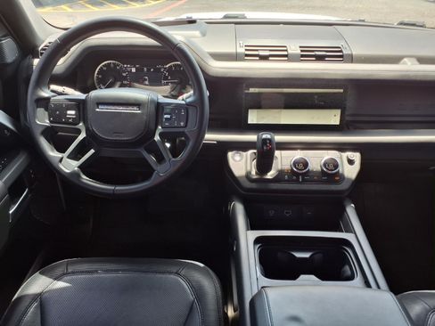 Used 2023 Land Rover Defender 110 X-Dynamic SE AWD/4WD image 13