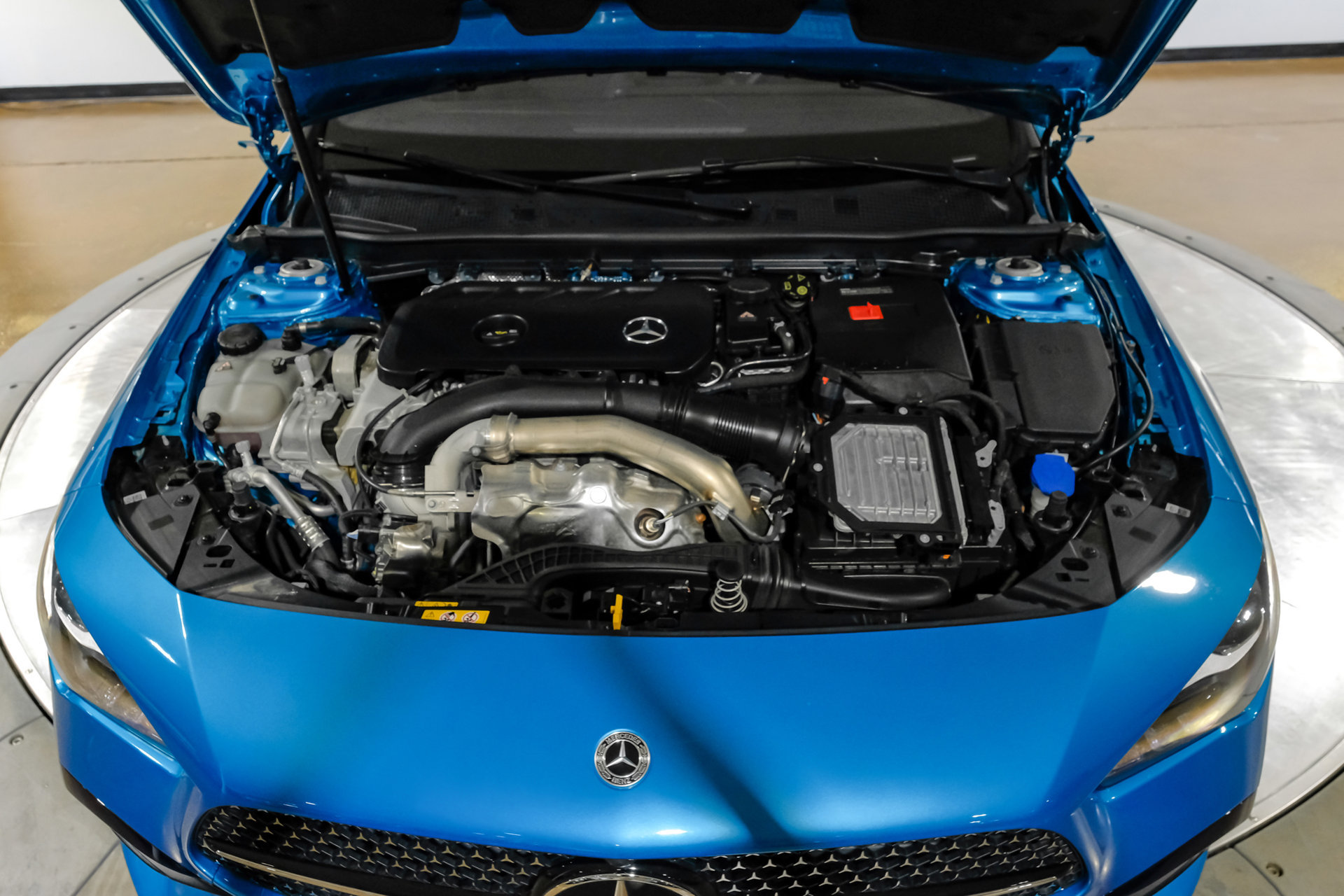 Used 2025 Mercedes-Benz CLA 250 w/ AMG Night Package image 50
