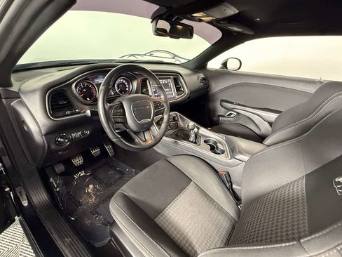 Used 2019 Dodge Challenger R/T Scat Pack w/ Driver Convenience Group image 16