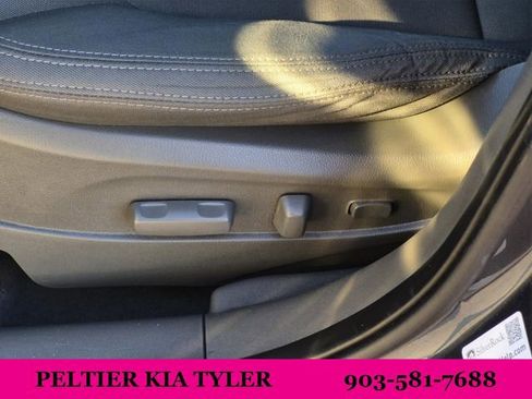 Used 2015 Kia Sportage EX image 22