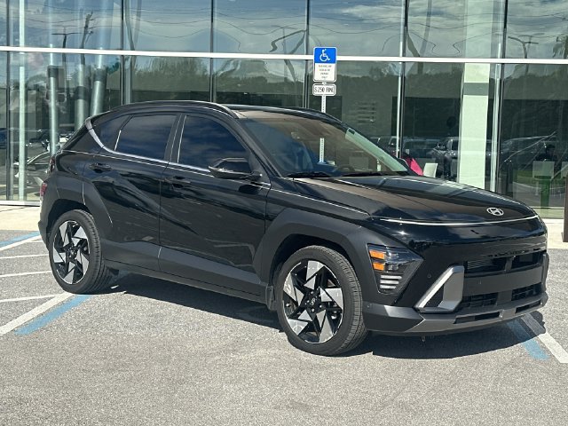 Used 2025 Hyundai Kona Limited FWD image 4