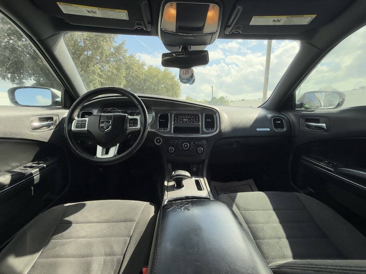 Used 2014 Dodge Charger SE w/ Sport Appearance Group RWD image 9