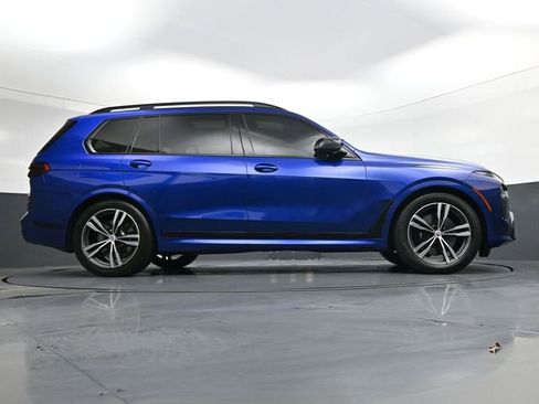 Used 2023 BMW X7 M60i w/ Executive Package image 31
