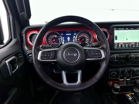 Used 2022 Jeep Wrangler Unlimited Rubicon w/ LED Lighting Group AWD/4WD image 32