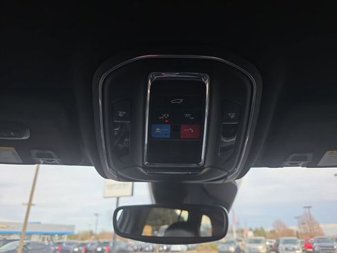 Used 2024 Jeep Grand Cherokee Limited image 22