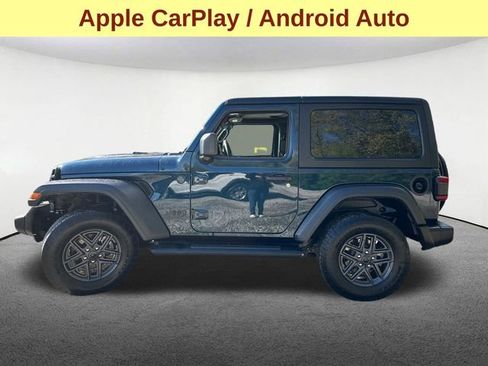 Used 2025 Jeep Wrangler Sport AWD/4WD image 6