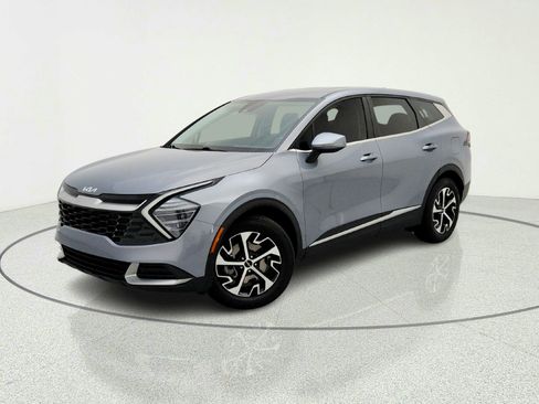 Used 2024 Kia Sportage EX FWD image 1