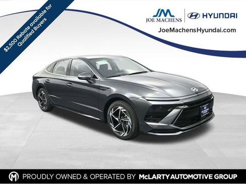 New 2026 Hyundai Sonata SEL image 2