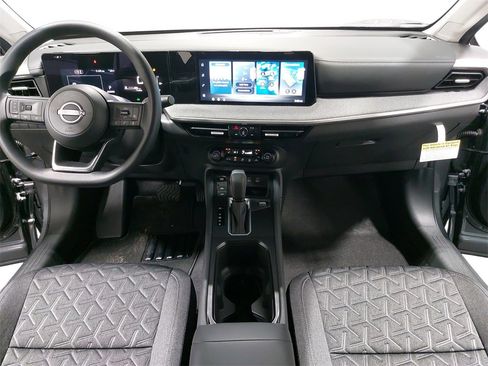 New 2026 Nissan Kicks SV image 9