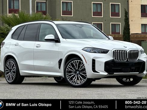 New 2026 BMW X5 xDrive40i w/ M Sport Package AWD/4WD image 1