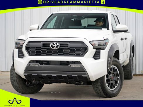 Used 2024 Toyota Tacoma TRD Off-Road image 1