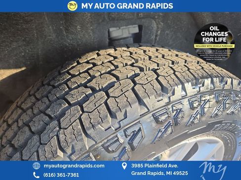Used 2021 Jeep Grand Cherokee L Limited image 33