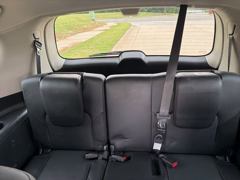 Used 2020 Nissan Armada Platinum w/ Captain's Chairs Package AWD/4WD image 23