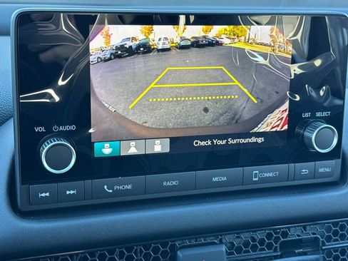 Certified 2025 Honda HR-V LX image 22