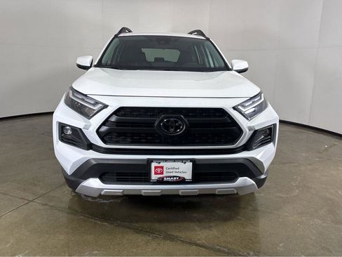 Used 2024 Toyota RAV4 Adventure image 10