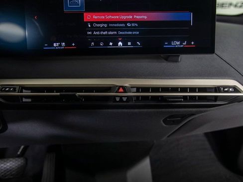 Used 2024 BMW iX M60 image 32