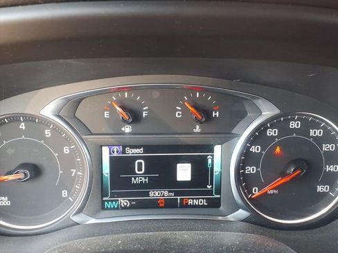 Used 2019 GMC Acadia SLT w/ Black Edition image 17