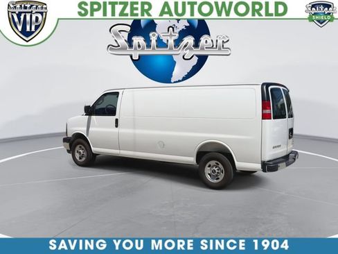 Used 2025 GMC Savana 2500 Extended w/ Driver Convenience Package RWD image 7