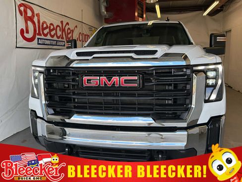 New 2026 GMC Sierra 2500 Pro AWD/4WD image 1