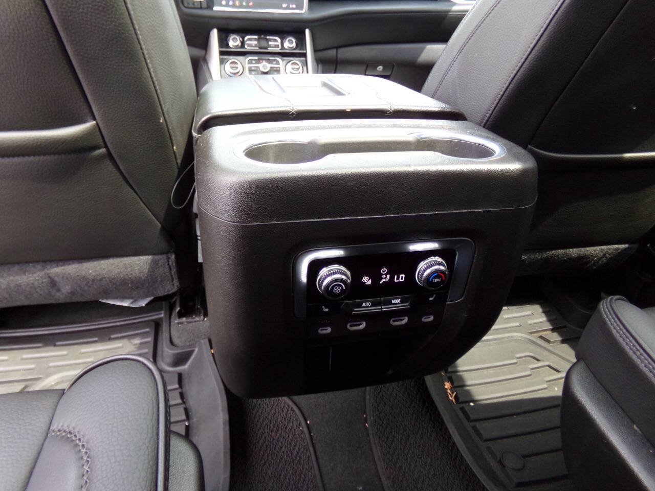 Used 2021 GMC Yukon Denali w/ Denali Ultimate Package AWD/4WD image 14