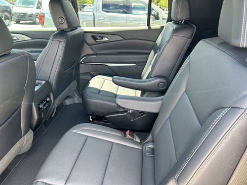 New 2026 Chevrolet Traverse LT w/ Sun and Wheel Package image 71