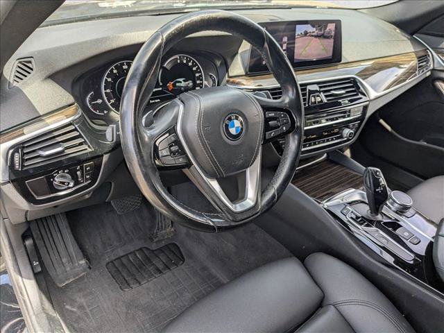 Used 2019 BMW 530e w/ Convenience Package RWD image 10