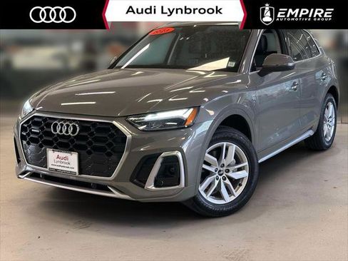 Used 2023 Audi Q5 2.0T Premium w/ Convenience Package image 1