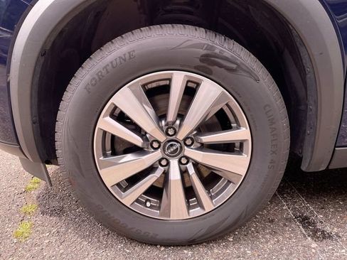 Used 2023 Nissan Pathfinder SL AWD/4WD image 33