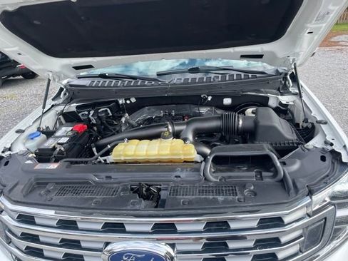 Used 2021 Ford Expedition Limited image 22