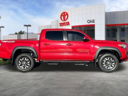 Certified 2022 Toyota Tacoma 4x4 Double Cab image 3