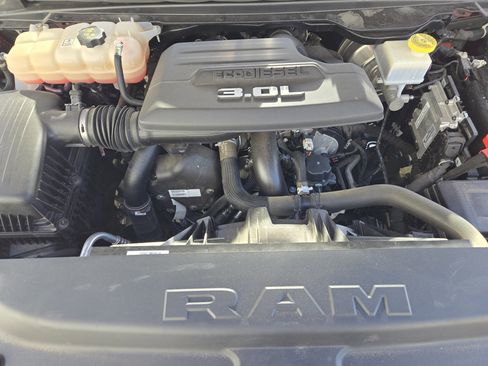 Used 2022 RAM 1500 Laramie image 33