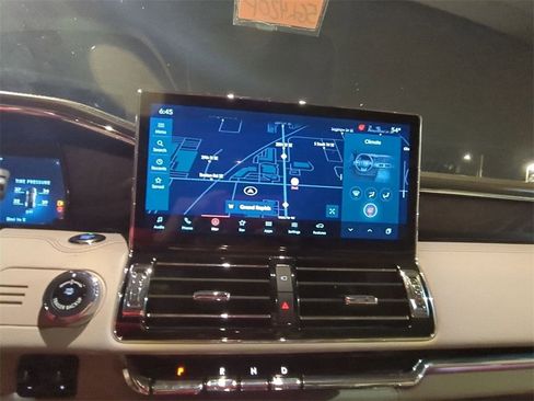 Certified 2023 Lincoln Navigator Reserve image 23