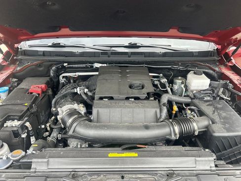Used 2025 Nissan Frontier PRO-4X AWD/4WD image 21