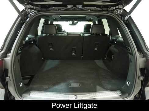 Used 2022 Jeep Grand Cherokee Overland AWD/4WD image 8