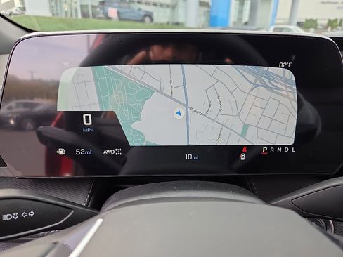 New 2026 Chevrolet Equinox LT w/ Convenience Package II image 8