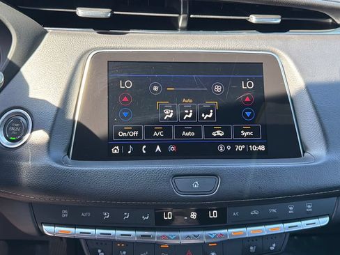 Certified 2022 Cadillac XT4 Premium Luxury w/ Enhanced Visibility Package AWD/4WD image 9