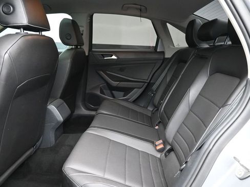 Used 2023 Volkswagen Jetta SE w/ Panoramic Sunroof Package FWD image 20