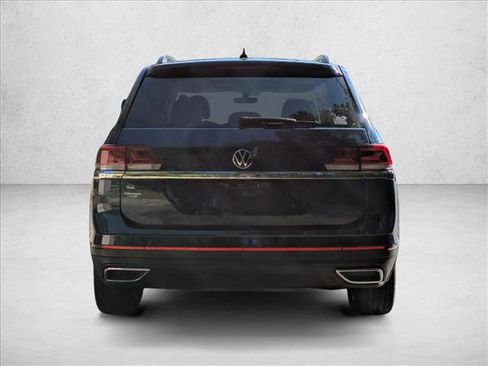 Used 2022 Volkswagen Atlas SE w/ Panoramic Sunroof Package image 7