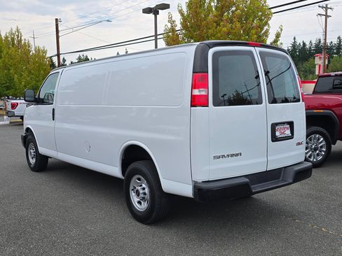 Used 2022 GMC Savana 2500 Extended image 5